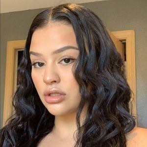 Meet your Posher, Rocio